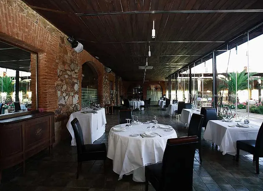 Gastro Palacio de la Serna interior de restaurante